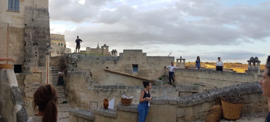 Fino al 26 settembre “Ritorno al passato – Matera 1920”. Percorso esperienziale in Fondazione Sassi a cura delle associazioni Giallo Sassi e Mysterium Materiae