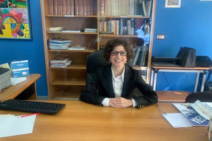 “L’entusiasmo dei ragazzi e la sinergia dei docenti con studenti e genitori: ecco come ha riaperto l’istituto che dirigo”. Intervista alla professoressa Di Bello, dirigente scolastico del Comprensivo “Ilvento” di Grassano