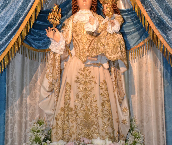 Con il prof. Franco Moliterni tra i segreti della Madonna della Bruna vestita da regina