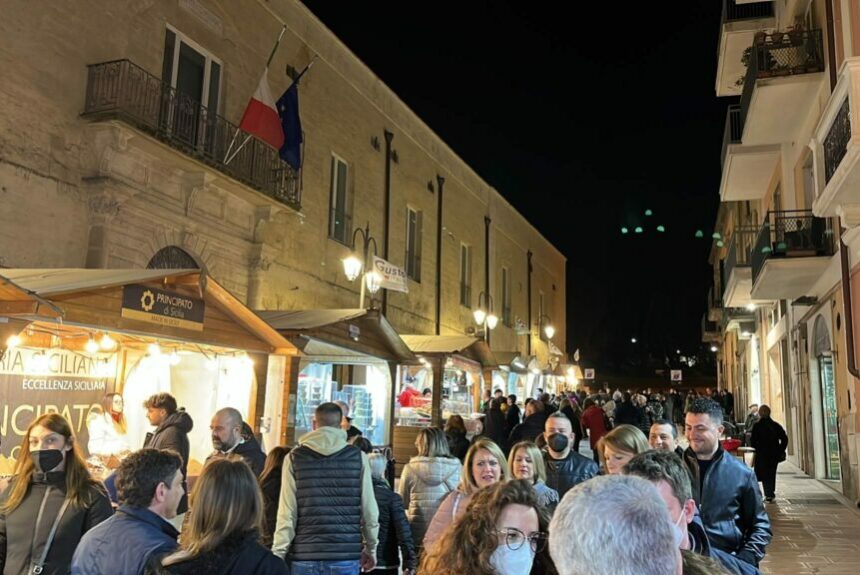 Gusto Italia in Tour, ultimo giorno per visitare gli stand in via La Vista a Matera