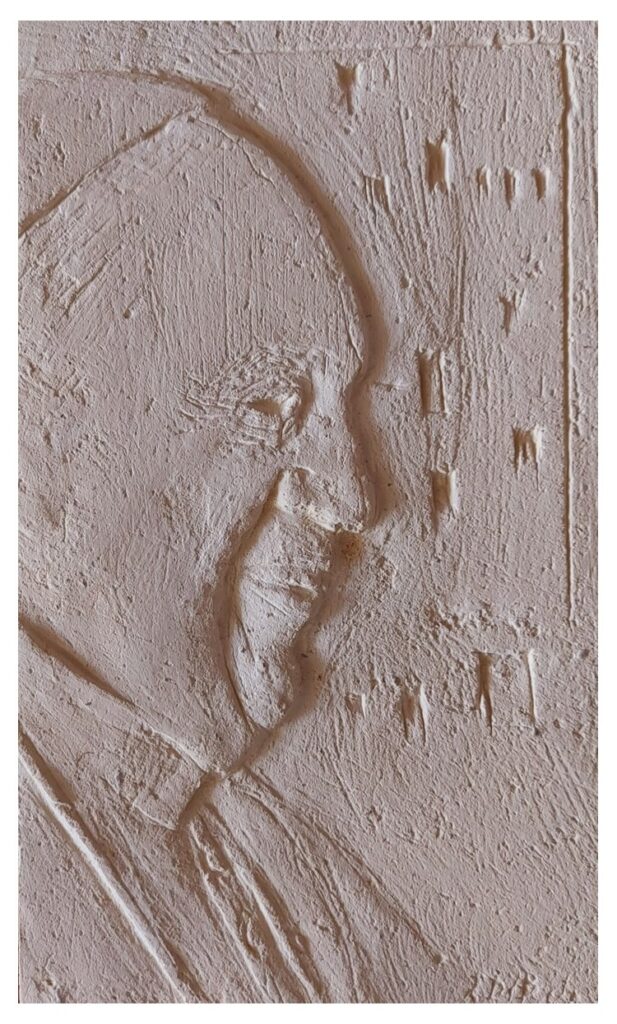 Matera, Arti Visive Gallery propone una mostra ispirata alle Laudes Creaturarum di san Francesco d’Assisi: dodici opere in tufo su tela di Franco Di Pede