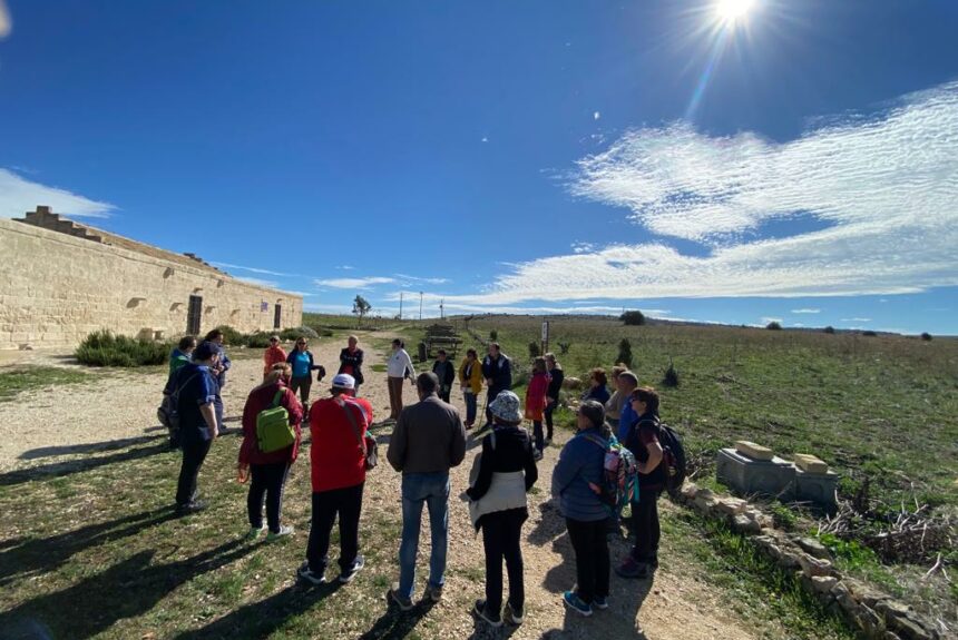 Sulla Murgia Materana la prima uscita del progetto di “montagnaterapia” sottoscritto tra l’A.Ma.Sa.M – Associazione Materana per la Salute Mentale e l’Associazione CAI Matera “Falco Naumanni”