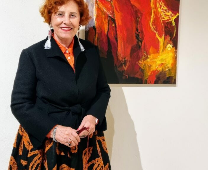 Matera, apertura prorogata fino a sabato 21 per la mostra “Trame di luce” le opere di Ingrid Gozzano a Palazzo Viceconte