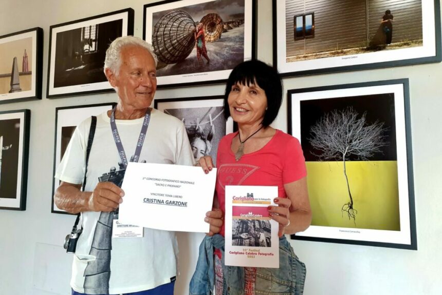 La fotografa lucana di fama internazionale Cristina Garzone vincitrice del Concorso fotografico nazionale “Sacro e profano” promosso dall’associazione culturale “Corigliano per la fotografia”